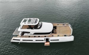 Dịch Vụ Cho Thuê Du Thuyền Tại Lagi, Mũi Né, Phan Thiết